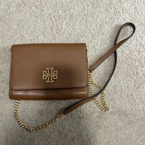 Tory Burch Tan Leather Crossbody with Gold Chain